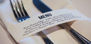 Menù speciali - foto via mariageetrobe.fr