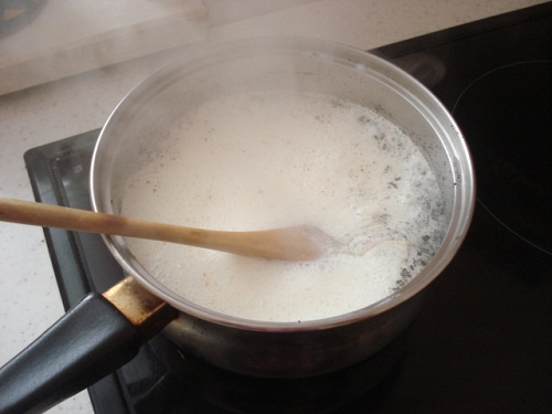 Siero viso alla malva - foto via sehaceasi.com