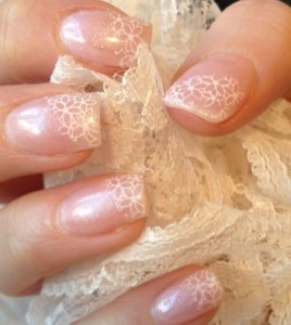 Unghie sposa idee - foto via www.beautytester.it