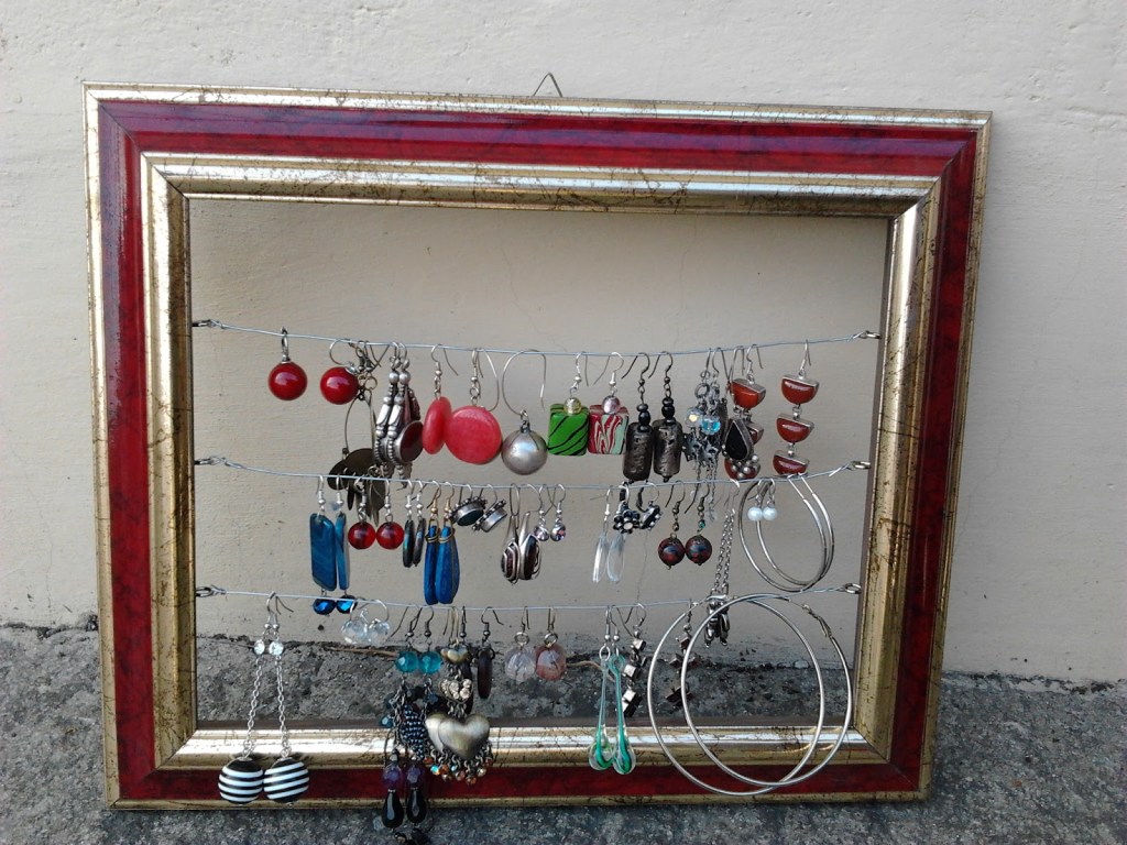 Cornice fai da te - foto via unacosapiccola.blogspot.it