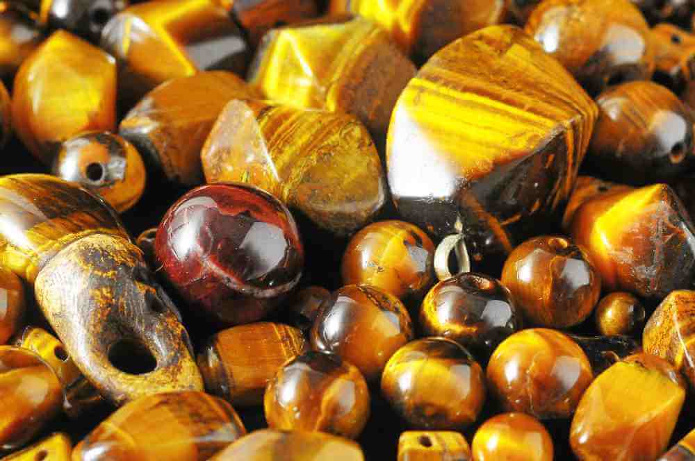 Pietre - foto via benesserecorpoemente.it