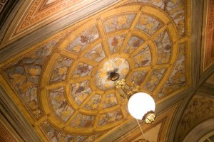 Palazzo della Meridiana - foto via www.simonachiavaccini.com